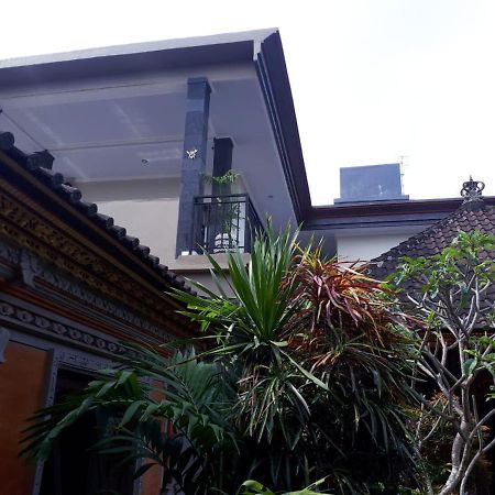 Sarwi Homestay Ubud Exterior foto
