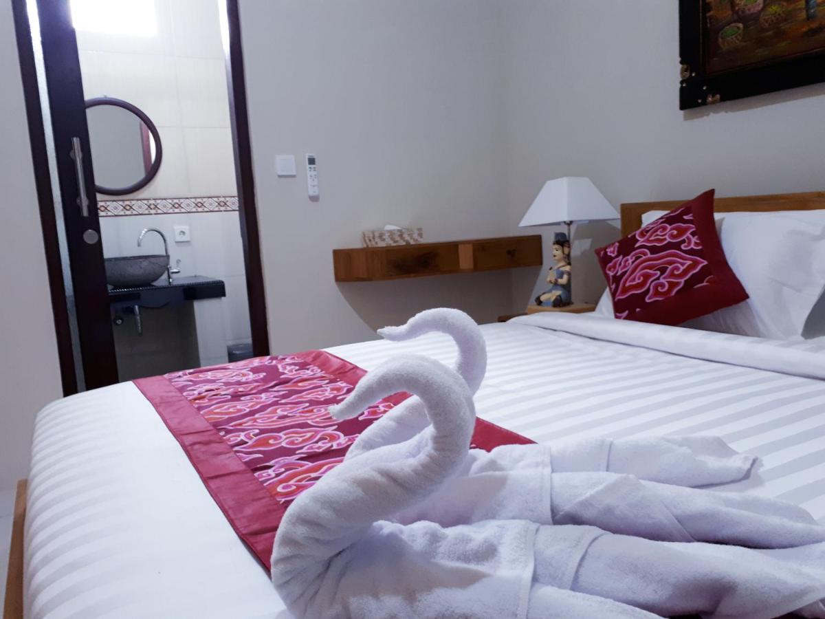 Sarwi Homestay Ubud Exterior foto